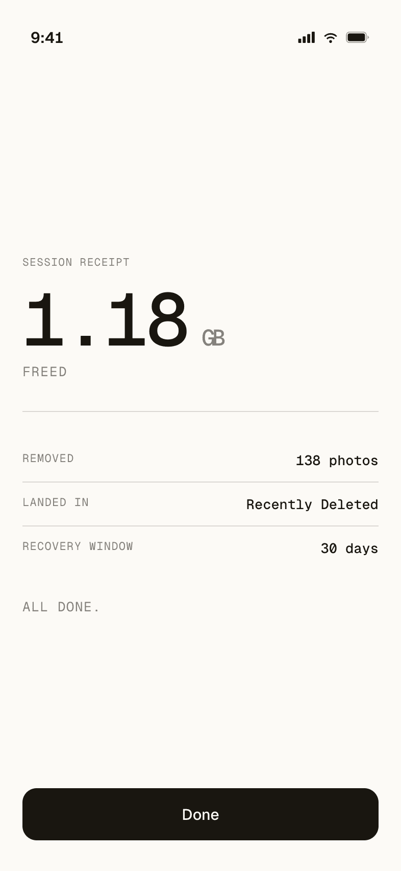 PhotoSweep session receipt showing 1.18 GB freed, 138 photos removed to Recently Deleted with a 30-day recovery window, and a Done button.